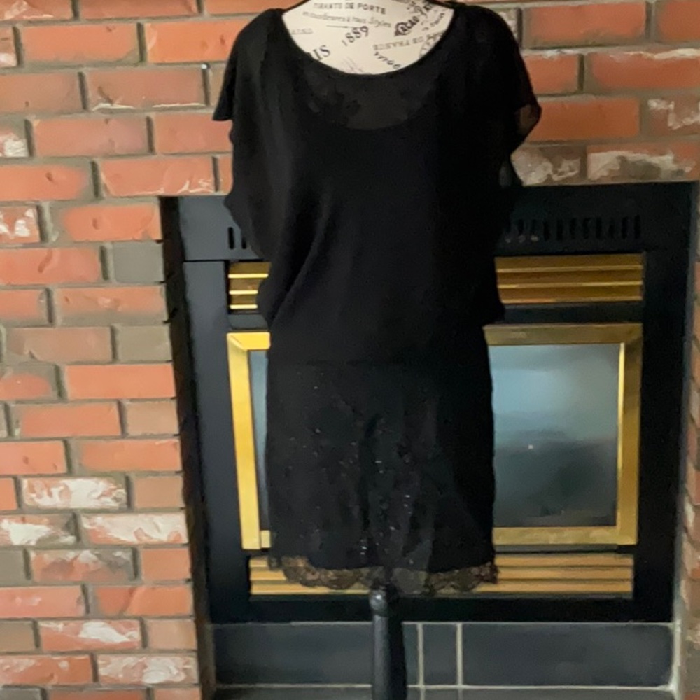 Mini skirt by Velvet M